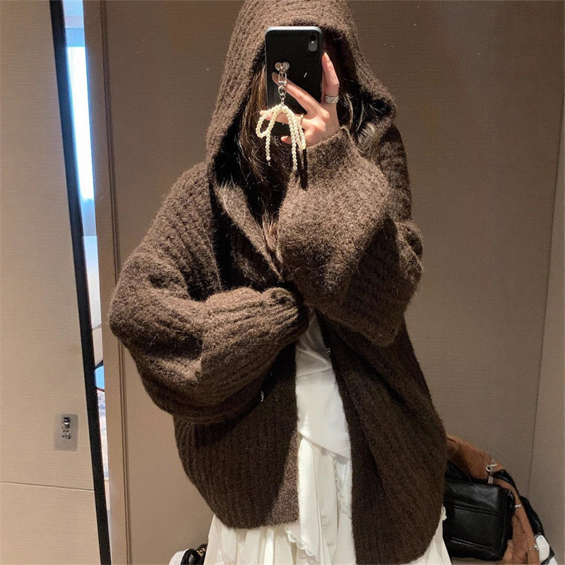 Kvinnors mysiga oversized hoodie-kardigan med djup V-hals och lös passform Mirla-Eva Jonsson
