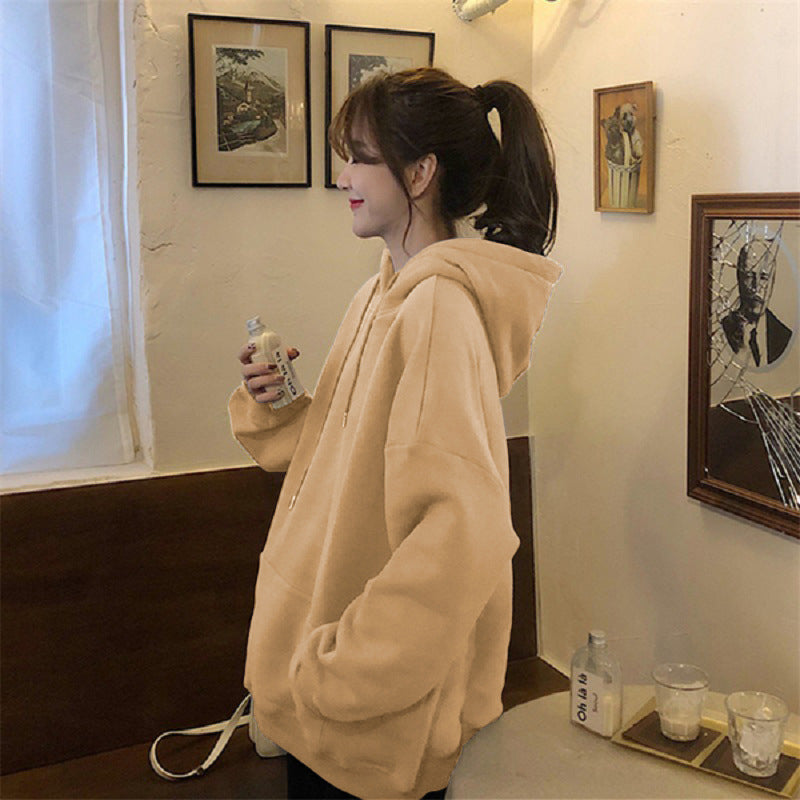 Kvinnors mysiga oversized hoodie med hög krage och praktiska kängurufickor Mirla-Eva Jonsson