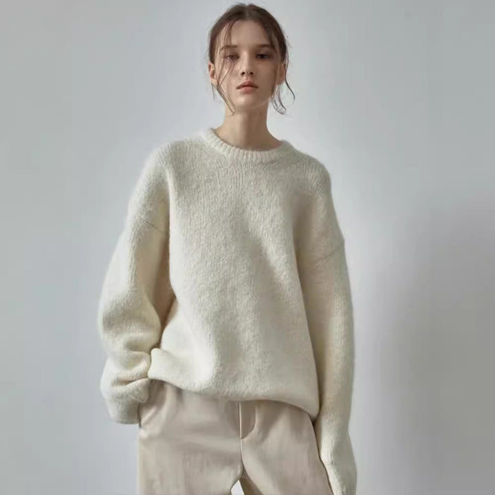 Kvinnors mysiga oversized tröja med mjukt material-Eva Jonsson