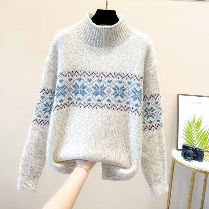 Kvinnors mysiga polotröja med nordiskt mönster Mirla-Eva Jonsson
