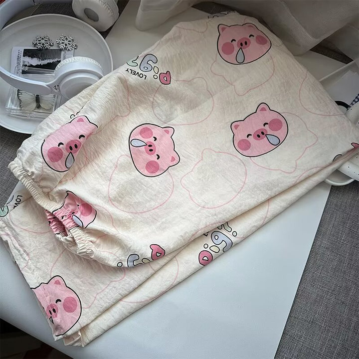 Kvinnors mysiga pyjamas med lekfull design Mirla-Eva Jonsson