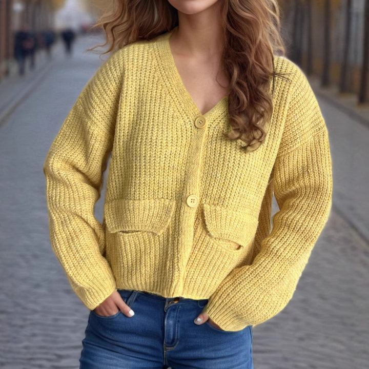 Kvinnors mysiga stickade cardigan med fickor och vida ärmar Mirla-Eva Jonsson