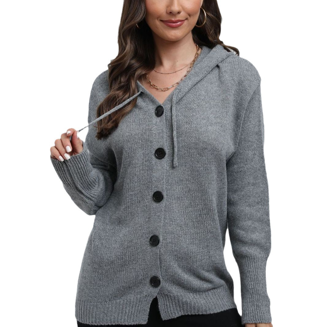 Kvinnors mysiga stickade cardigan med huva och praktiska knapppdetaljer Mirla-Eva Jonsson