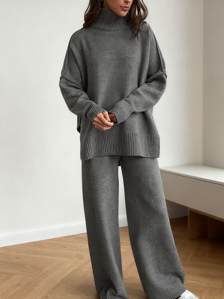 Kvinnors mysiga stickade jumpsuit med hög krage och lös passform Mirla-Eva Jonsson