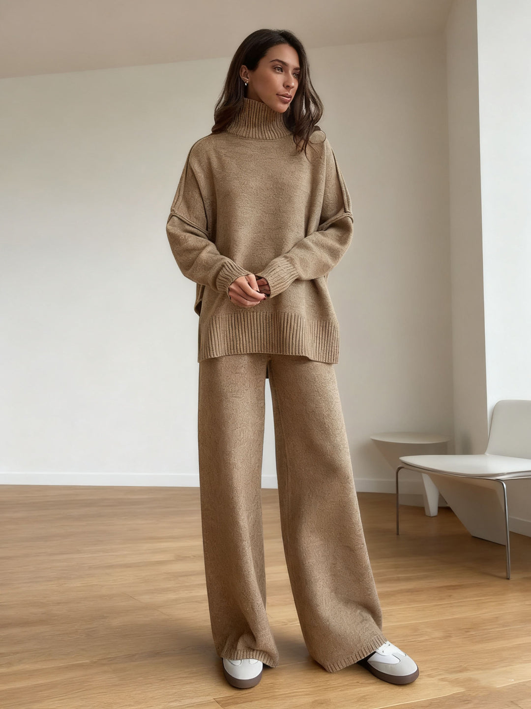 Kvinnors mysiga stickade jumpsuit med hög krage och lös passform Mirla-Eva Jonsson