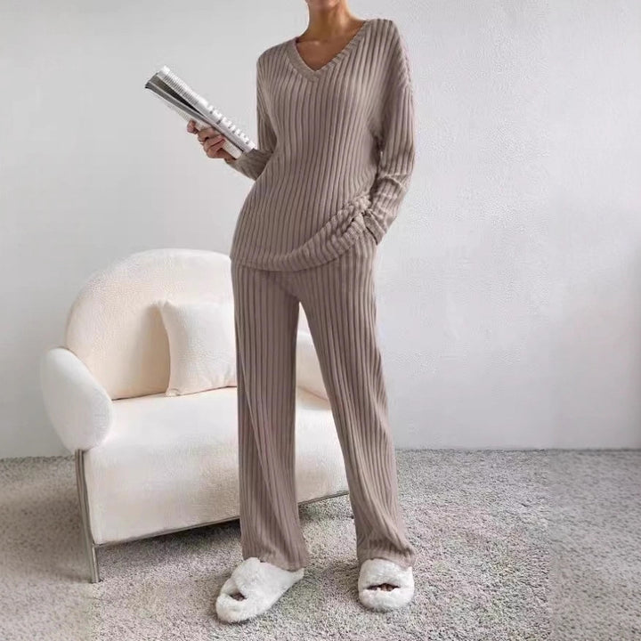 Kvinnors mysiga stickade loungekläder set Mirla-Eva Jonsson