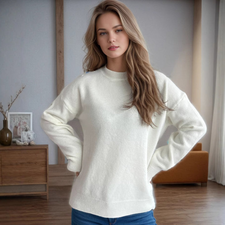 Kvinnors mysiga stickade tröja med modern passform och avslappnade detaljer Mirla-Eva Jonsson