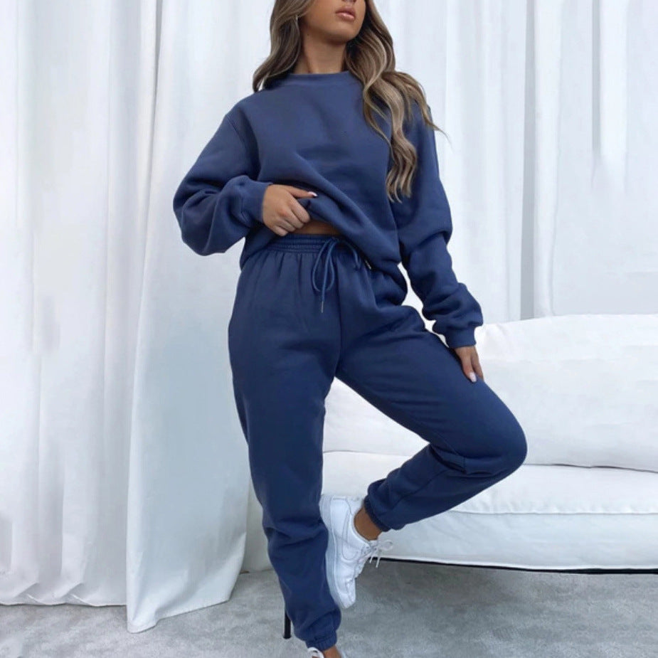 Kvinnors mysiga sweat set med kortärmad tröja och elastiska byxor Mirla-Eva Jonsson