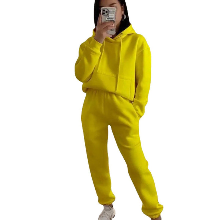 Kvinnors mysiga sweat suit med hög midja och bekväma manschetter Mirla-Eva Jonsson