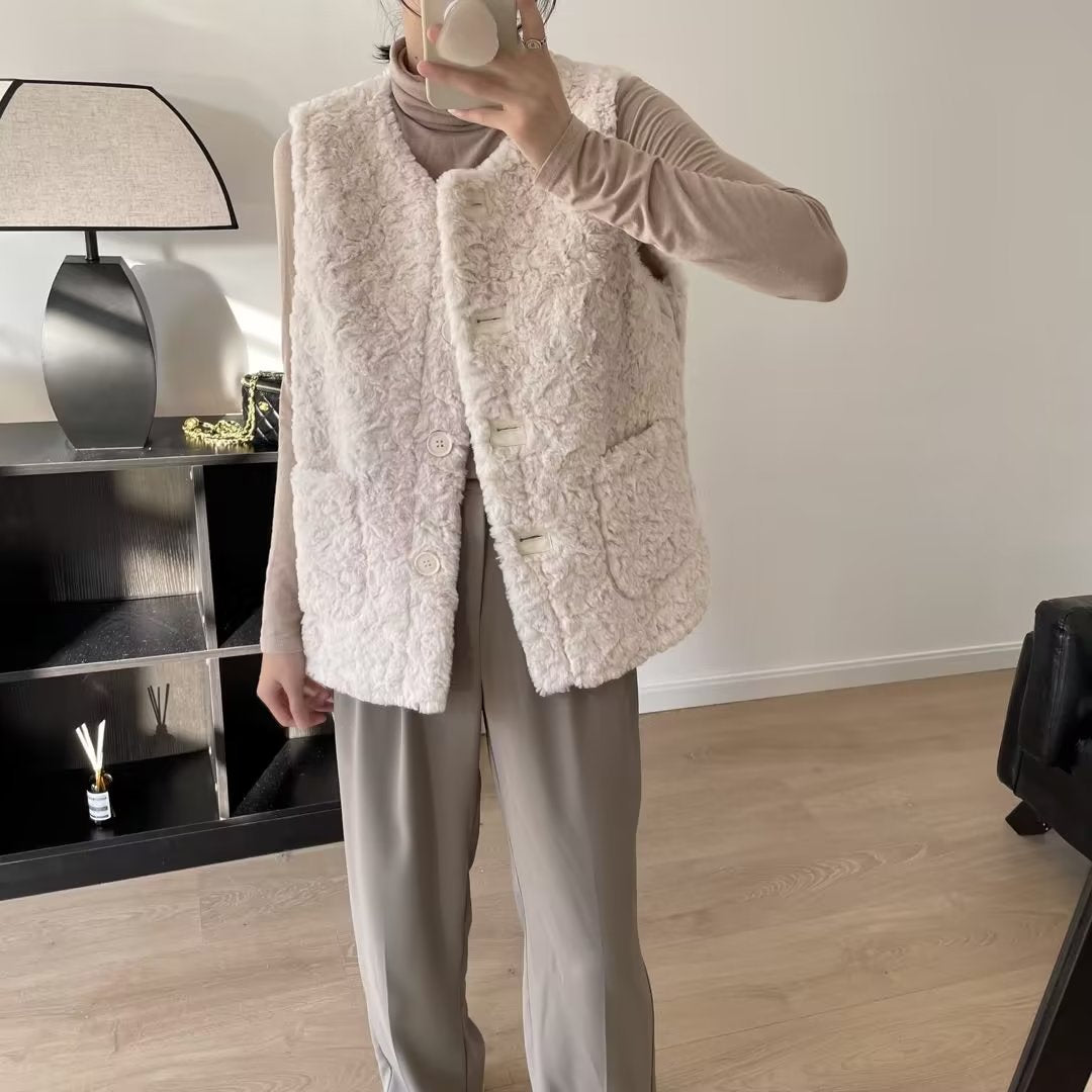 Kvinnors mysiga teddyväst med stora fickor Mirla-Eva Jonsson