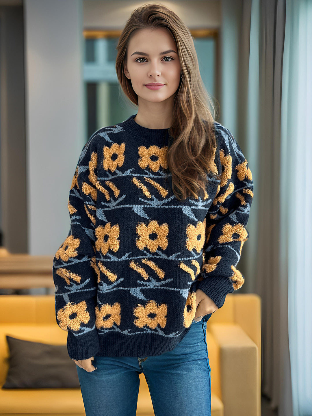 Kvinnors mysigt stickad tröja med blommiga 3D-applikationer Mirla-Eva Jonsson