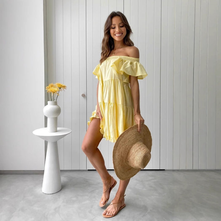 Kvinnors off-shoulder vardagsklänning med volangdetaljer Mirla-Eva Jonsson