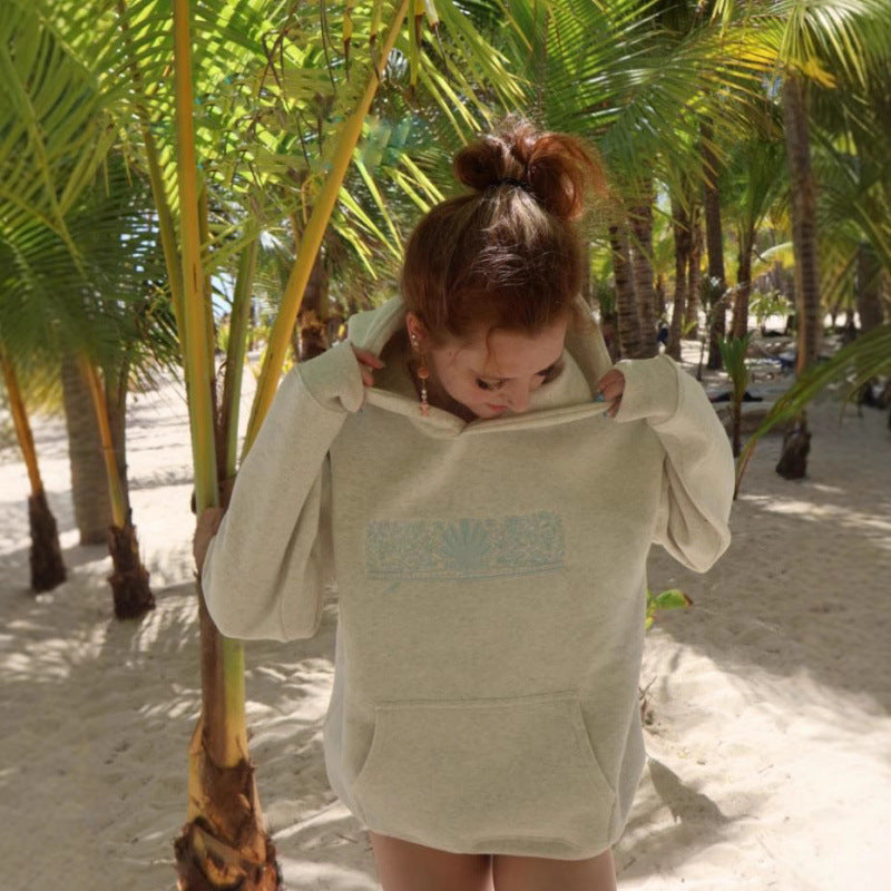Kvinnors överdimensionerade hoodie med kreativa grafiska mönster och bekväm passform Mirla-Eva Jonsson