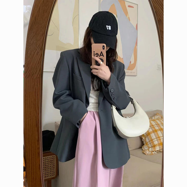Kvinnors oversized blazer gjord av högkvalitativt material med fickor Mirla-Eva Jonsson