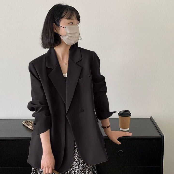 Kvinnors oversized blazer med klassiska detaljer Mirla-Eva Jonsson