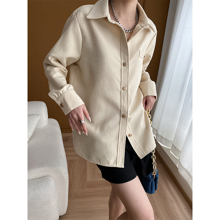 Kvinnors oversized blousonjacka med knappdetalj Mirla-Eva Jonsson