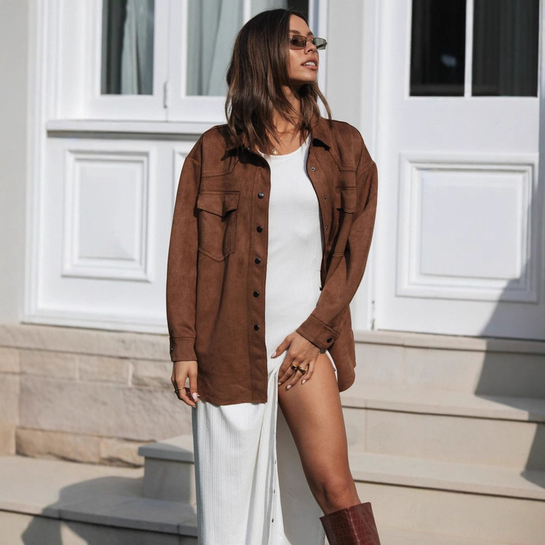 Kvinnors oversized blus gjord av mjukt mockaimitation Mirla-Eva Jonsson