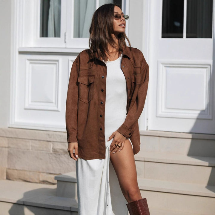 Kvinnors oversized blus gjord av mjukt mockaimitation Mirla-Eva Jonsson
