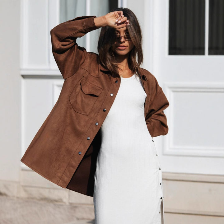 Kvinnors oversized blus gjord av mjukt mockaimitation Mirla-Eva Jonsson