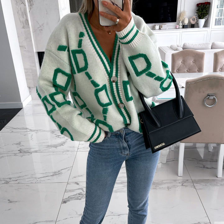 Kvinnors oversized cardigan med färgglad geometrisk mönster Mirla-Eva Jonsson