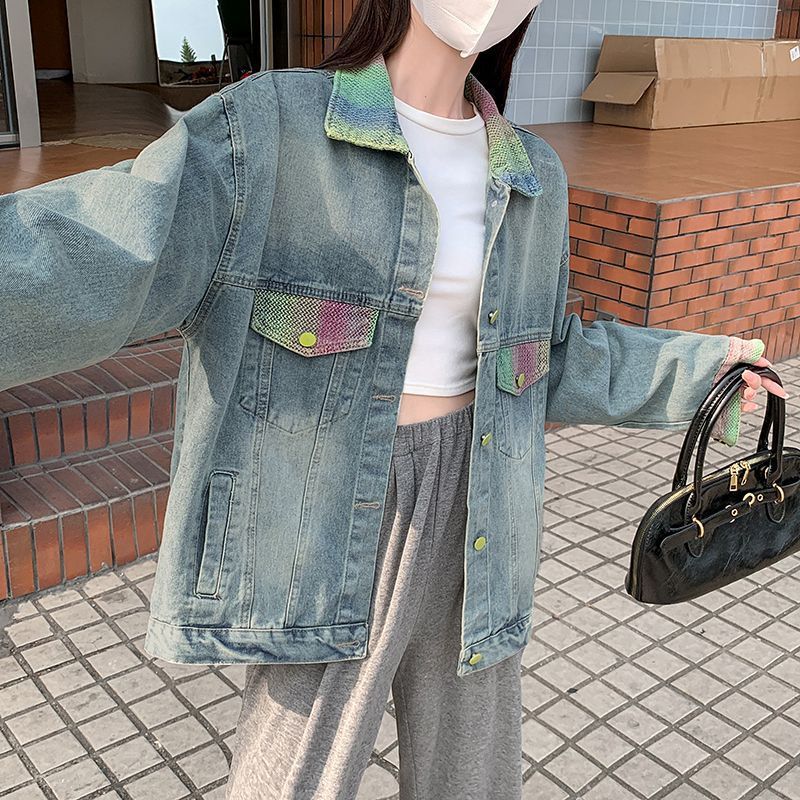 Kvinnors oversized denimjacka med färgglada detaljer Mirla-Eva Jonsson