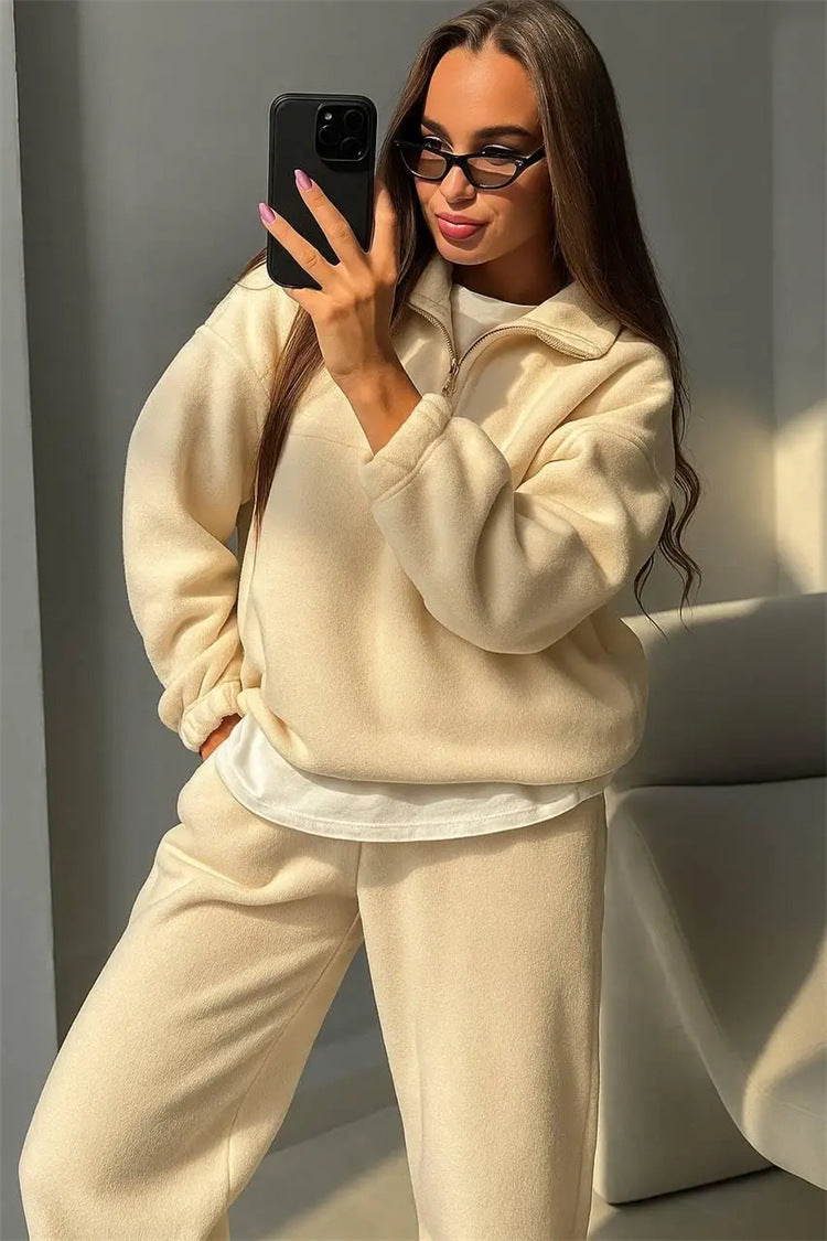 Kvinnors oversized fleece jumpsuit med hög krage och dragkedja Mirla-Eva Jonsson