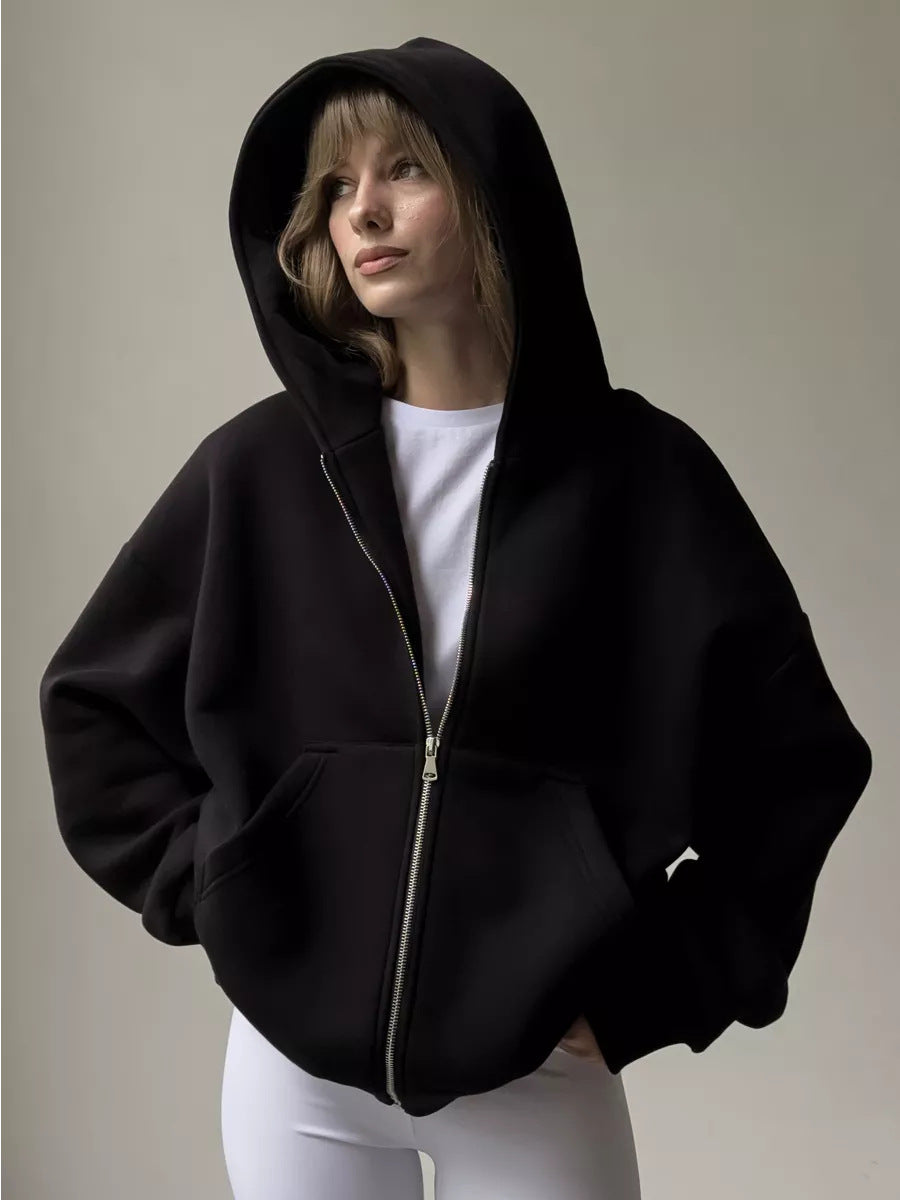 Kvinnors oversized hoodie med dragkedja och stora fickor Mirla-Eva Jonsson