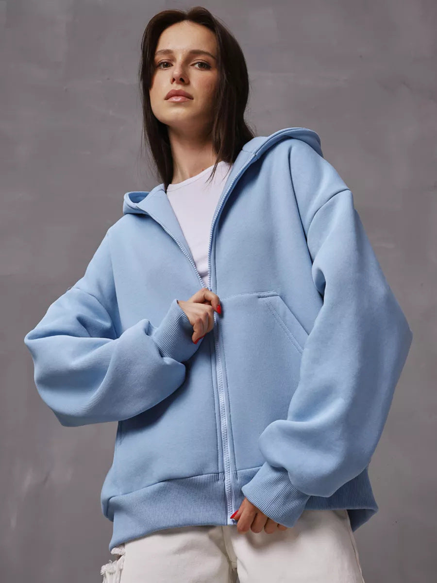 Kvinnors oversized hoodie med dragkedja och stora fickor Mirla-Eva Jonsson