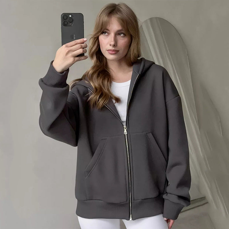 Kvinnors oversized hoodie med dragkedja och stora fickor Mirla-Eva Jonsson