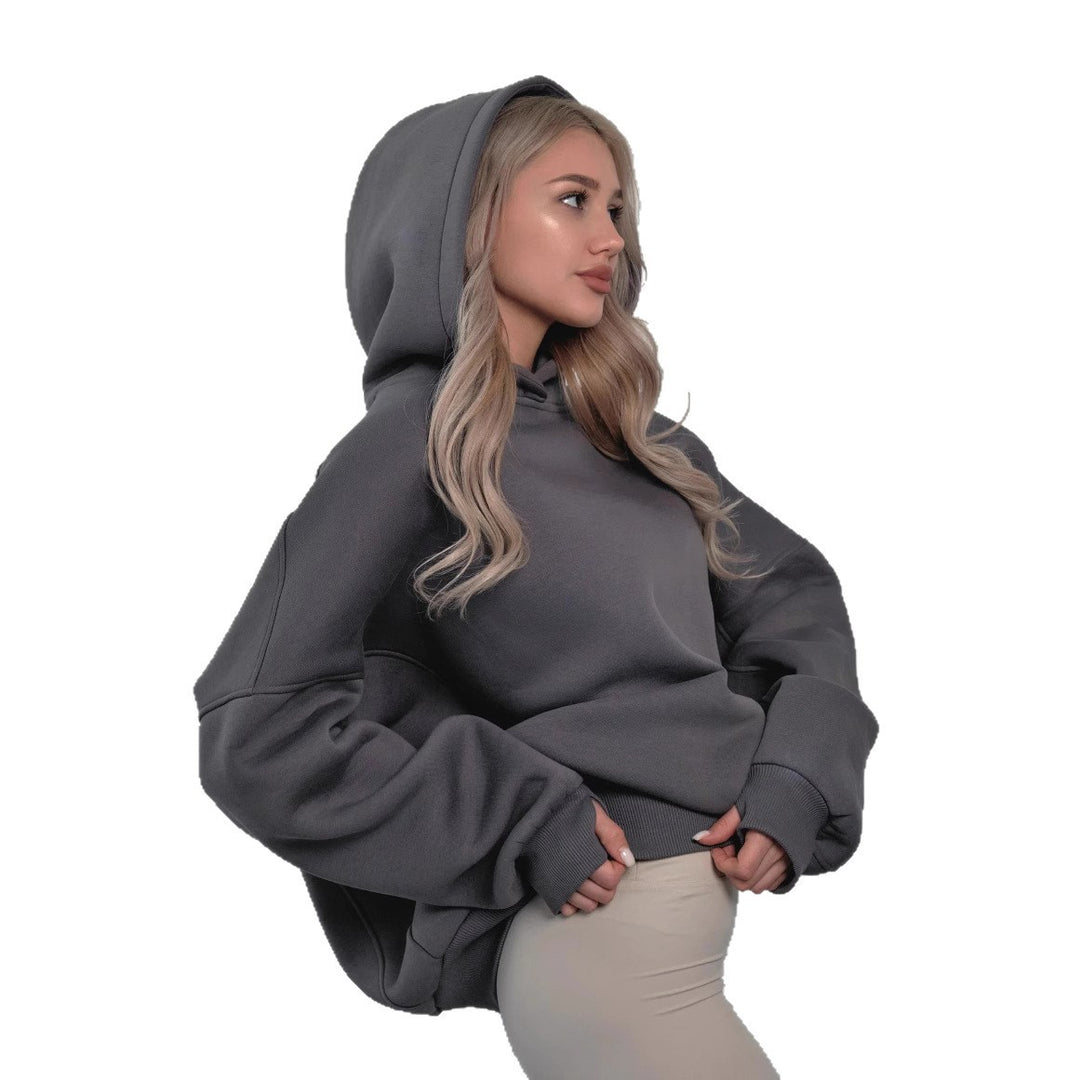 Kvinnors oversized hoodie med drop shoulder skärning Mirla-Eva Jonsson