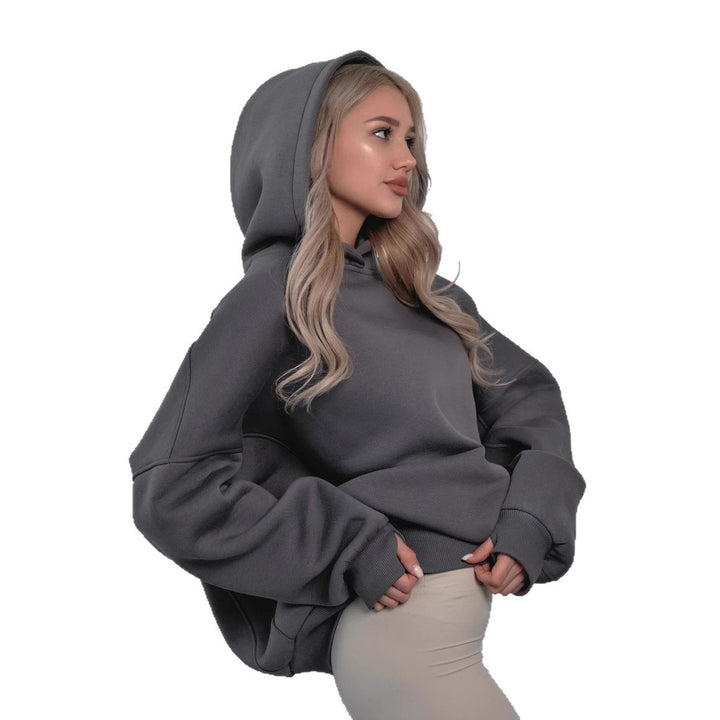 Kvinnors oversized hoodie med drop shoulder skärning Mirla-Eva Jonsson