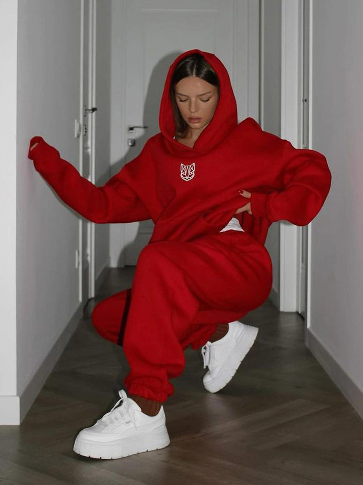 Kvinnors oversized hoodie med elastisk midja och bred skärning Mirla-Eva Jonsson