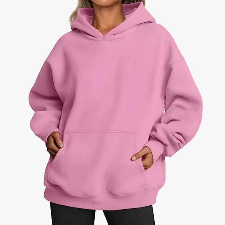 Kvinnors oversized hoodie med praktiska kängurufickor och mjukt innerfoder Mirla-Eva Jonsson