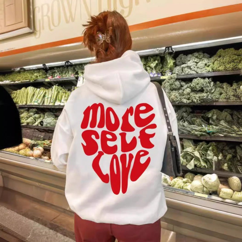 Kvinnors oversized huvtröja med kreativ hjärt-design Mirla-Eva Jonsson