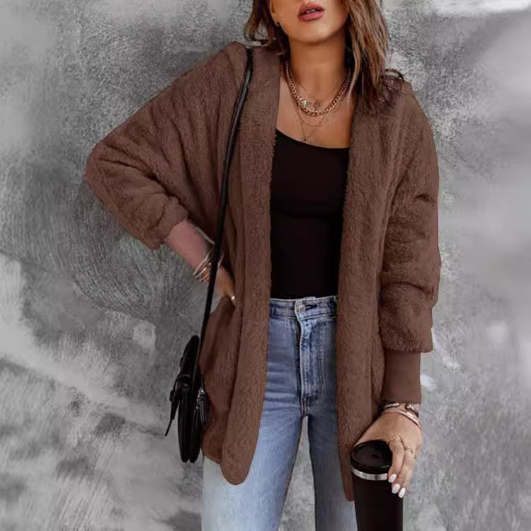 Kvinnors oversized kofta med mjukt material och avslappnad passform Mirla-Eva Jonsson