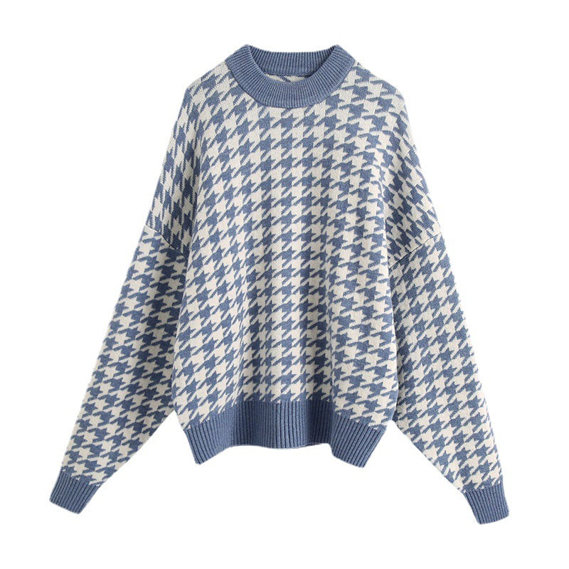 Kvinnors oversized stickad tröja med modernt houndstooth-mönster och avslappnad passform Mirla-Eva Jonsson