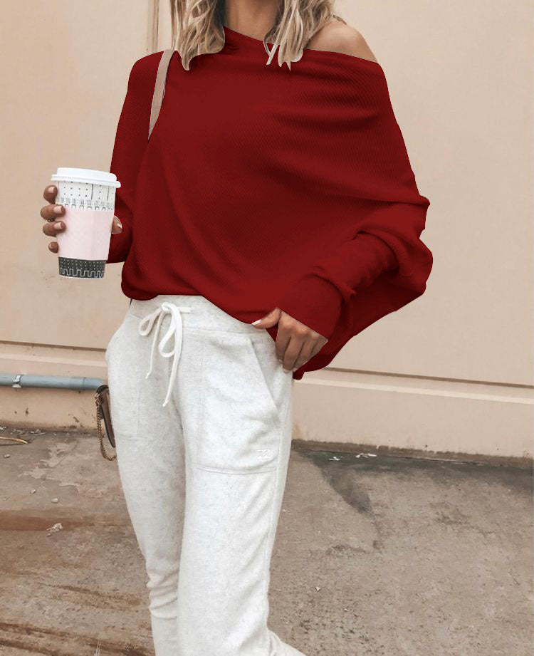Kvinnors oversized sweatshirt med asymmetrisk halsringning och avslappnad passform Mirla-Eva Jonsson