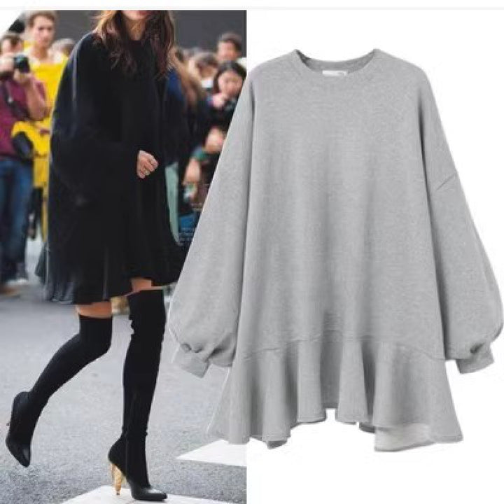 Kvinnors oversized sweatshirtklänning med voluminös ruffle fåll Mirla-Eva Jonsson
