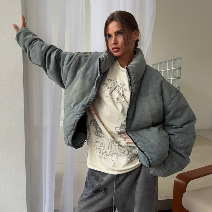 Kvinnors oversized vadderad jacka med hög krage Mirla-Eva Jonsson