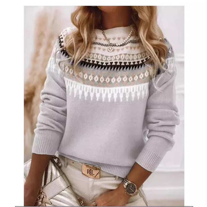 Kvinnors pullover i skandinavisk stickdesign med lekfullt mönster Mirla-Eva Jonsson