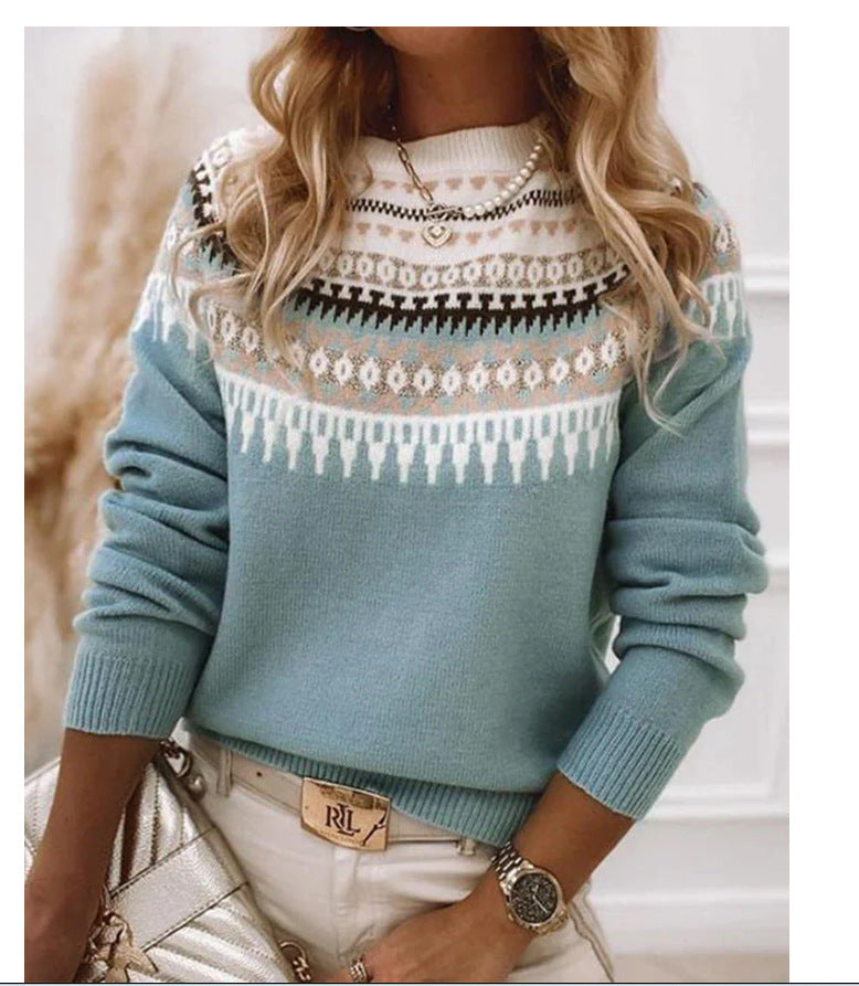Kvinnors pullover i skandinavisk stickdesign med lekfullt mönster Mirla-Eva Jonsson
