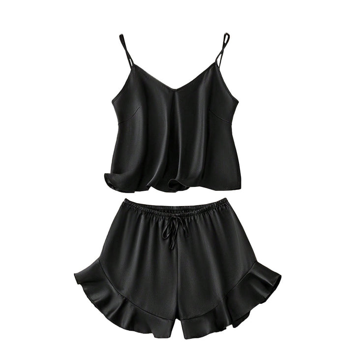 Kvinnors pyjamas set gjort av satäng-liknande material med Zara design Mirla-Eva Jonsson