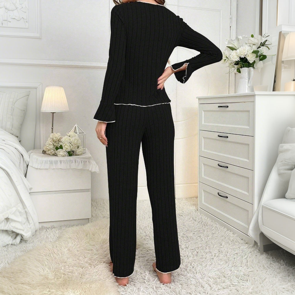 Kvinnors pyjamas set med elegant snitt och fina detaljer Mirla-Eva Jonsson