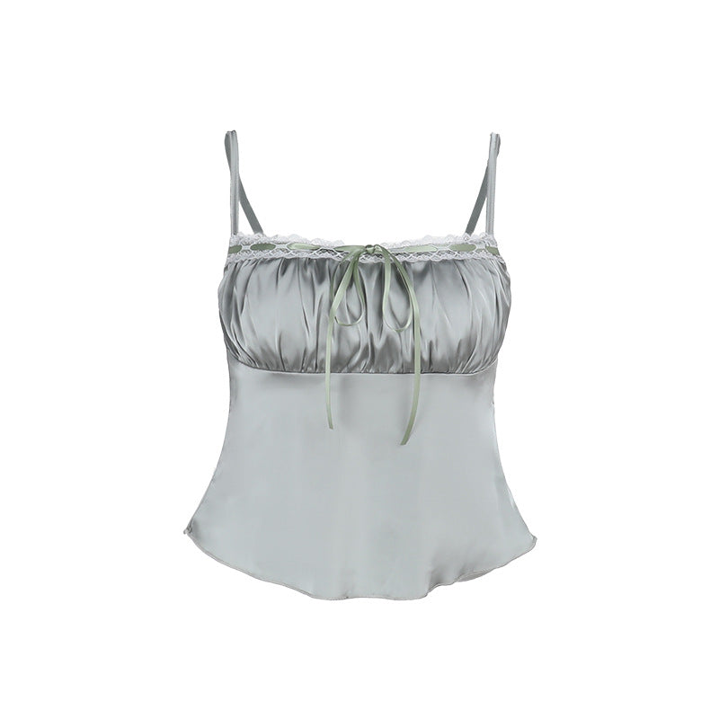 Kvinnors satin camisole med justerbara spaghettistövlar och spetsdetalj Mirla-Eva Jonsson