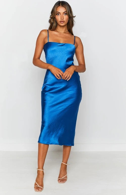 Kvinnors satin midi-klänning med smala spaghetti-band och elegant snitt Mirla-Eva Jonsson