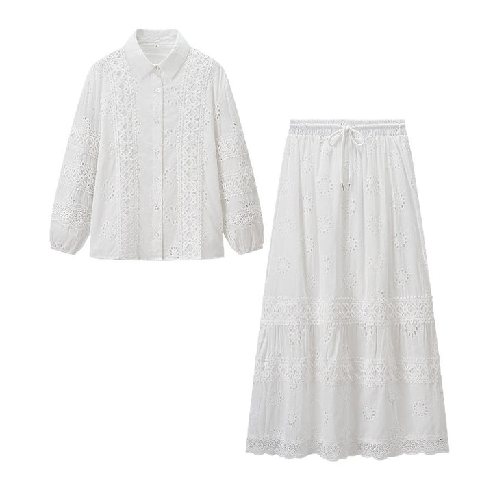Kvinnors set av blommigt broderad blus och maxikjolar Mirla-Eva Jonsson