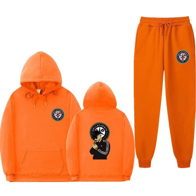 Kvinnors set med huvtröja och joggingsbyxor med unik tryck Mirla-Eva Jonsson
