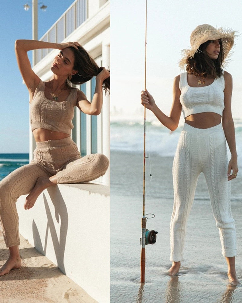Kvinnors set med kort topp och leggings med elegant stickat mönster Mirla-Eva Jonsson