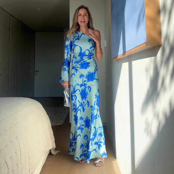 Kvinnors sheath-klänning med asymmetrisk skärning och blommönster Mirla-Eva Jonsson
