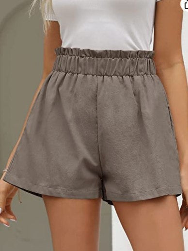 Kvinnors shorts med elastisk midja och sidofickor Mirla-Eva Jonsson